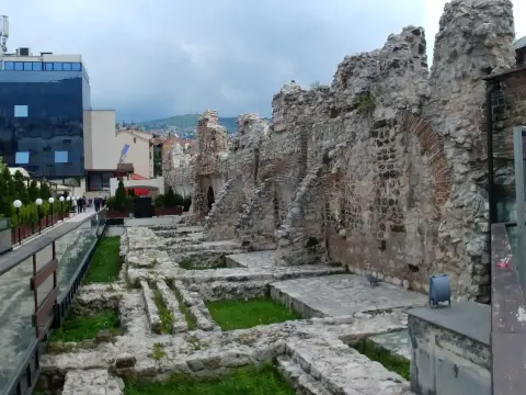 Discovering Tašlihan, the remains of an old Ottoman-era caravanserai in the heart of Sarajevo.