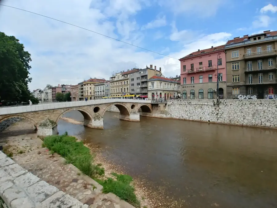 Latin bridge.